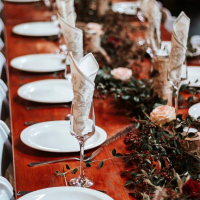 simple rustic table decor